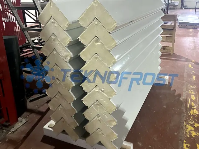 Corner Panel
